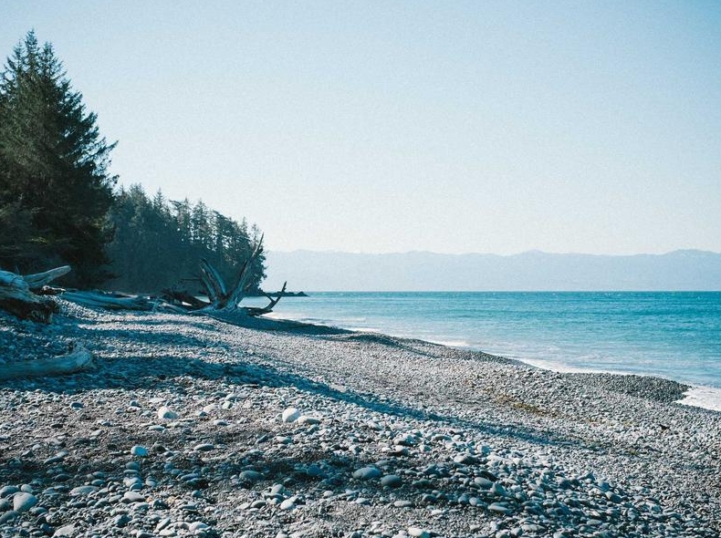 Surfshark路由器固件下载:OpenWRT官方配置文件与刷机教程