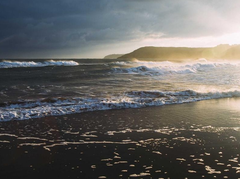 Surfshark VPN vs NordVPN:2024年终极对比评测